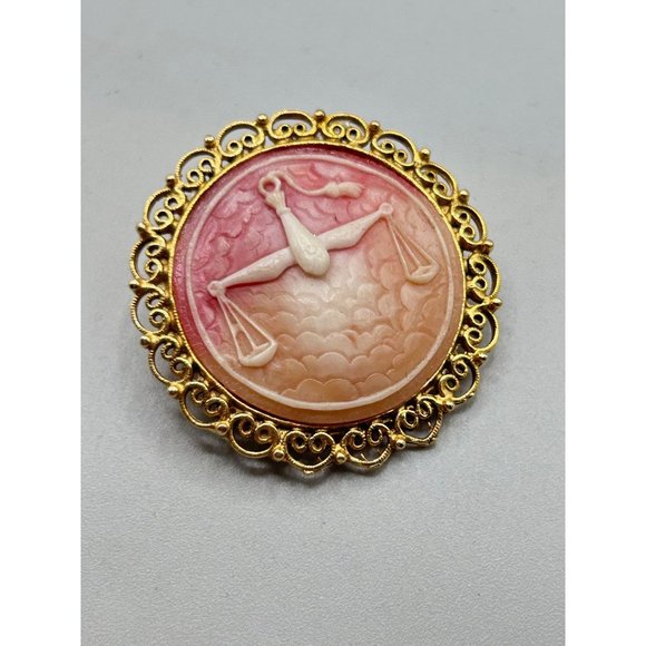 Libra Resin Cameo Zodiac Sign Vintage Round Pin Brooch Vintage Costume Jewelry - Picture 2 of 6